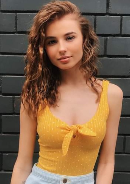 Yelyzaveta Vasylenko photo