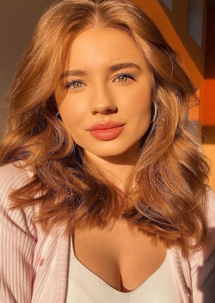 Yelyzaveta Vasylenko photo