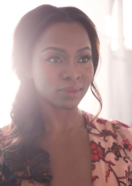 Yetide Badaki photo