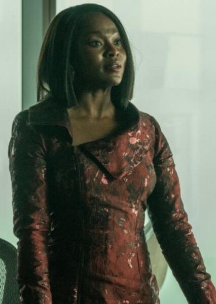 Yetide Badaki photo