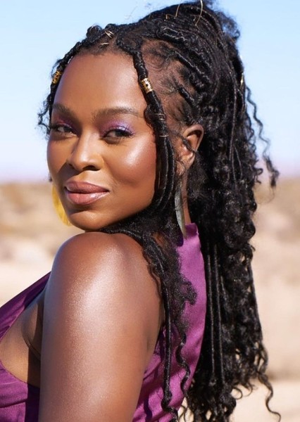 Yetide Badaki photo