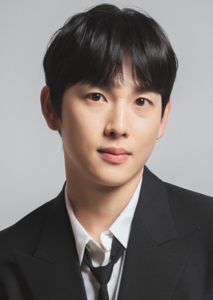 Yim Si-wan photo