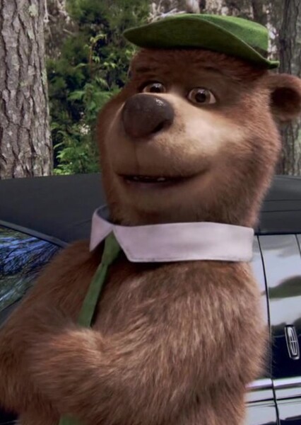 Yogi Bear (Dan Aykroyd) photo
