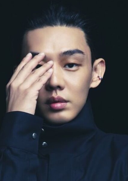 Yoo Ah-in photo