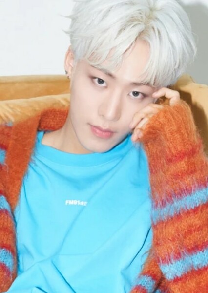 Yoo Douhyun photo