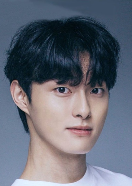 Yoon Chan-young photo