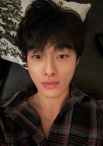 Yoon Chan-young photo