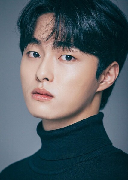 Yoon Chan-young