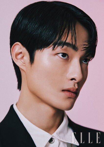 Yoon Chan-young photo