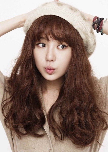 Yoon Eun-hye photo