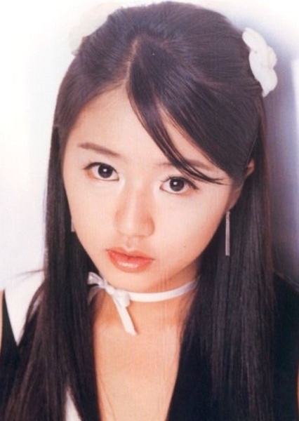 Yoon Eun-hye photo