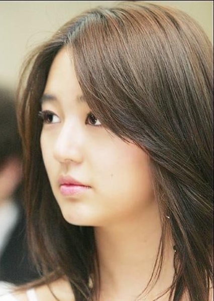 Yoon Eun-hye photo