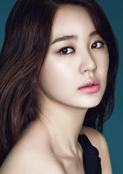 Yoon Eun-hye photo