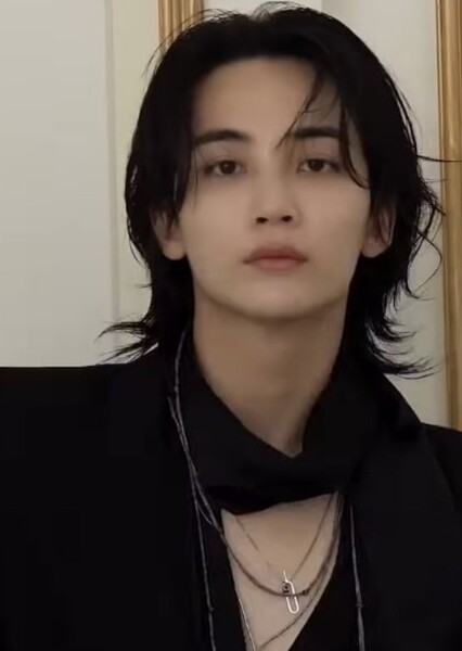 Jeonghan photo