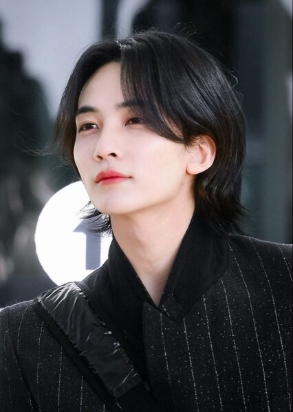 Jeonghan photo