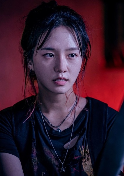 Yoon Ji-su (sweet home) photo