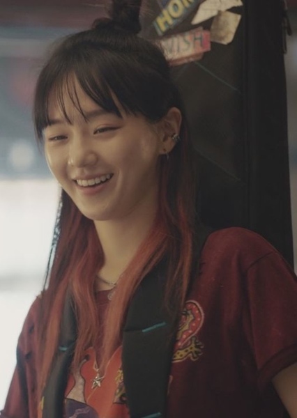 Yoon Ji-su (sweet home)
