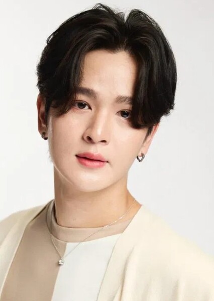 Yoon Phusanu Wongsavanischakorn photo
