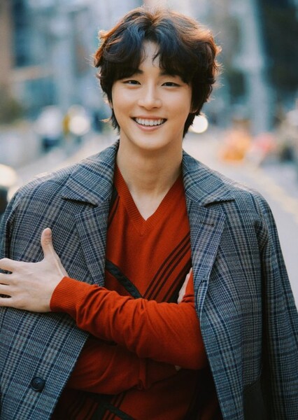 Yoon Shi-yoon photo