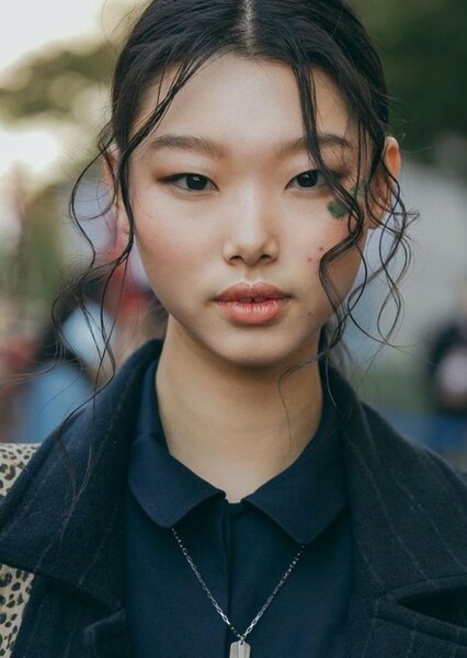 Yoon Young Bae photo