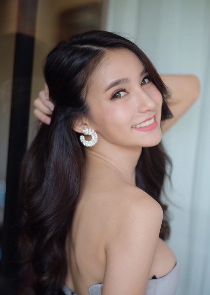 Rinrada Thurapan photo