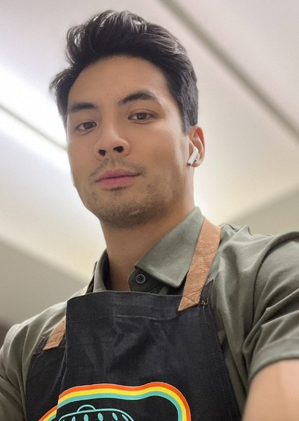 Yoshi Sudarso photo