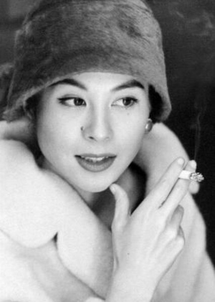 Yoshiko Kuga photo