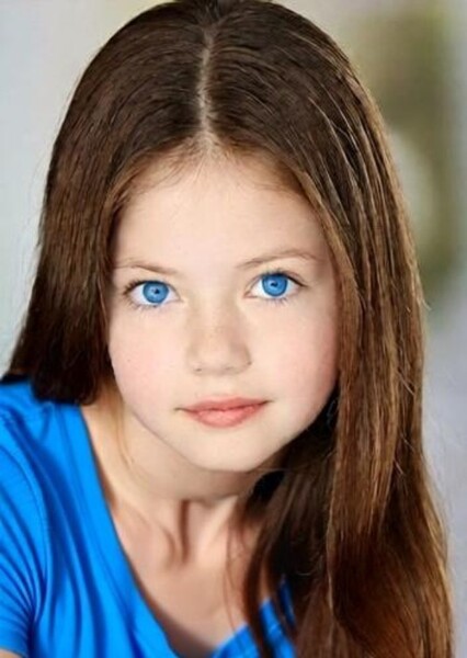 Young Emma Reese photo