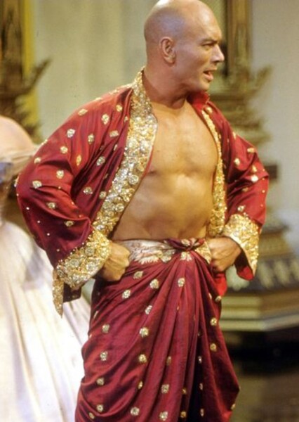 Yul Brynner photo