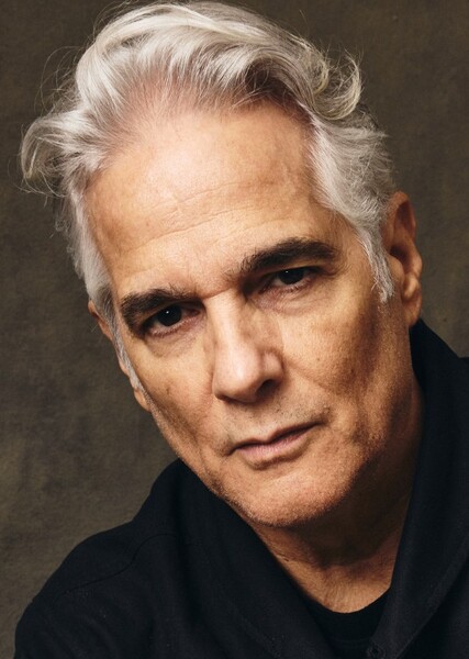 Yul Vazquez