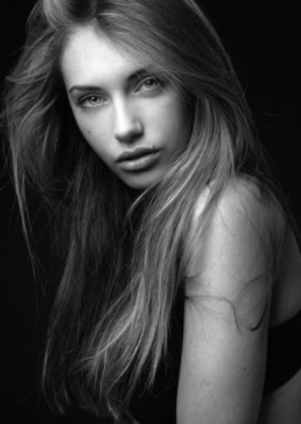 Yulia Rose photo