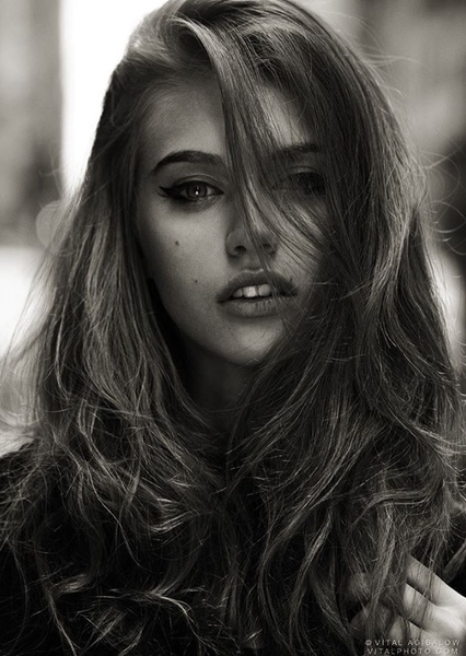 Yulia Rose photo