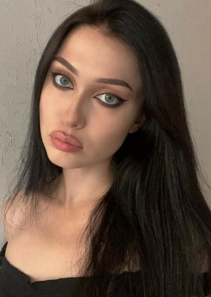 Yulia Yurasova photo