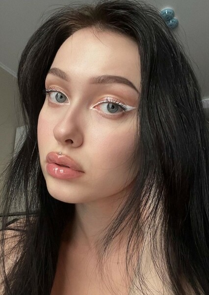 Yulia Yurasova photo