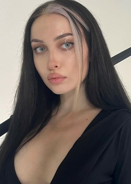 Yulia Yurasova photo