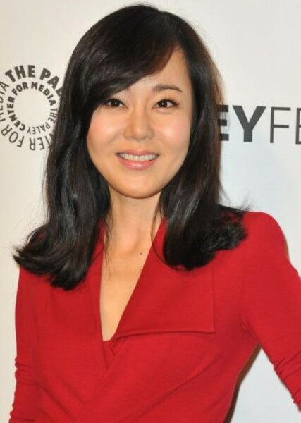 Yunjin Kim photo