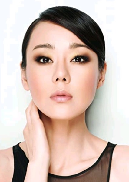 Yunjin Kim photo