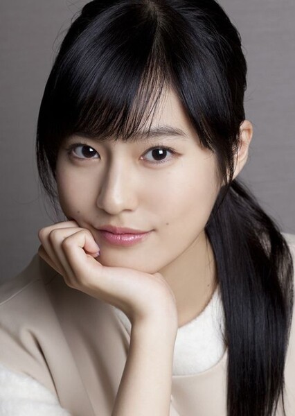 Yuri Tsunematsu photo