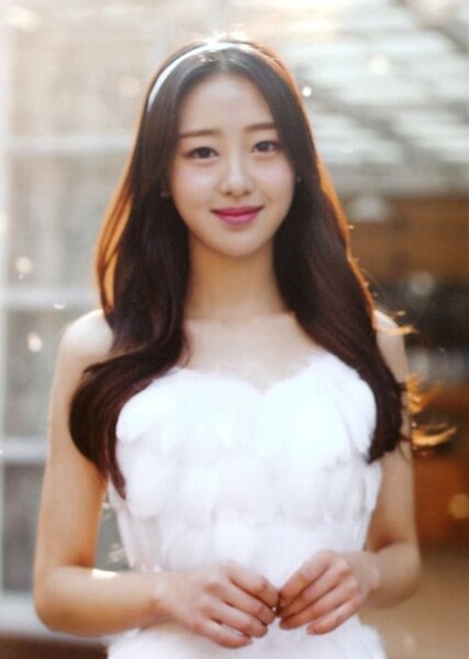 Yves (Ha Sooyoung)