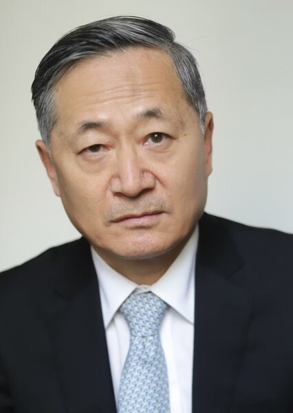 Yves Yan photo