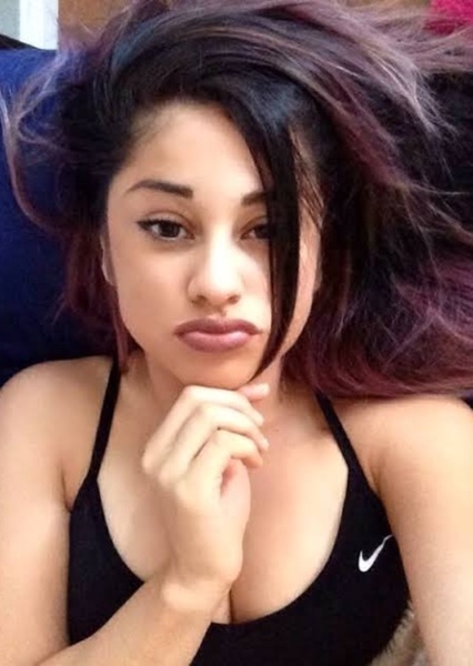 Yvette Monreal photo