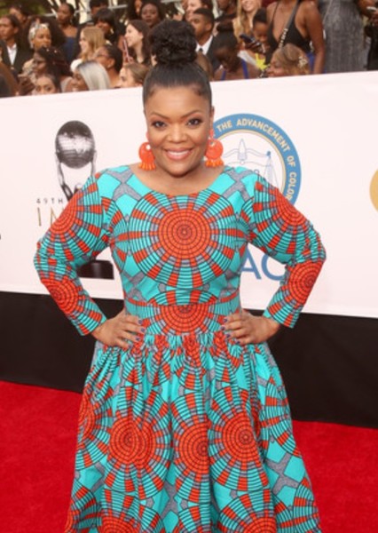 Yvette Nicole Brown photo