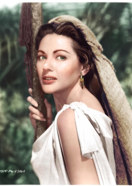 Yvonne De Carlo photo
