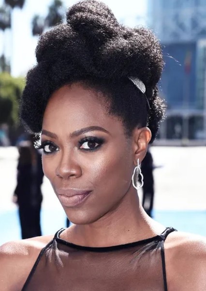 Yvonne Orji photo