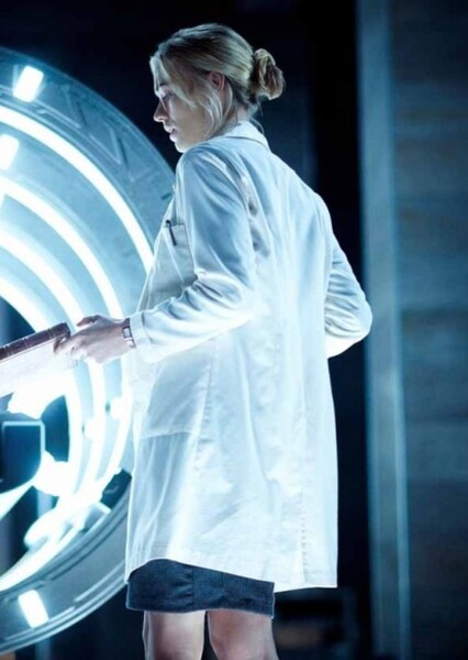 Yvonne Strahovski