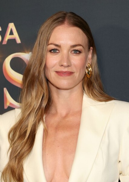 Yvonne Strahovski