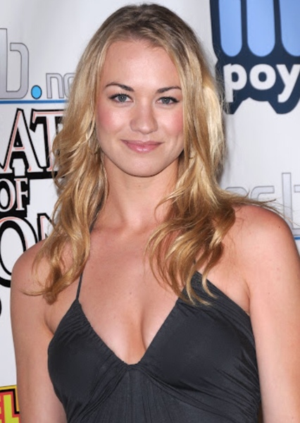 Yvonne Strahovski photo