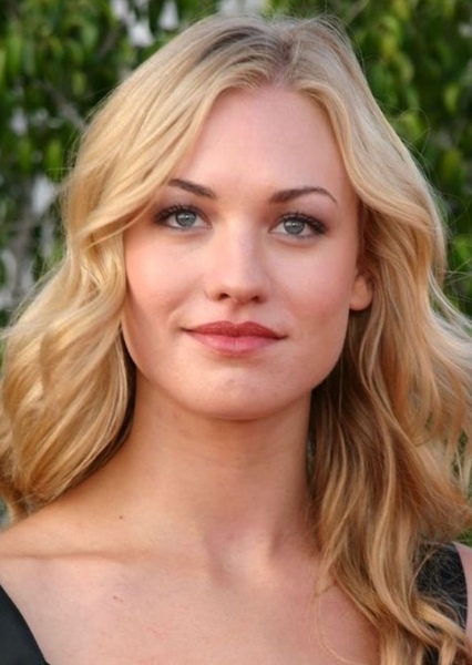 Yvonne Strahovski photo
