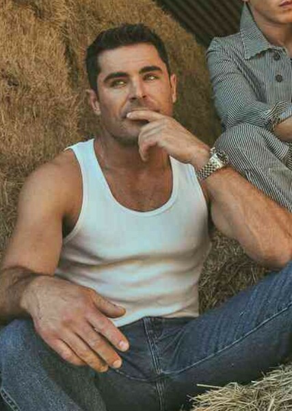 Zac Efron photo