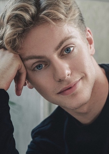 Zac Gabriel Werb photo
